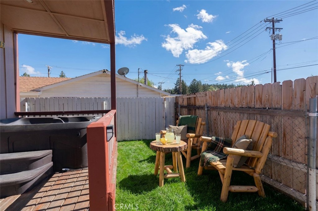 312 N Division Property Photo 25