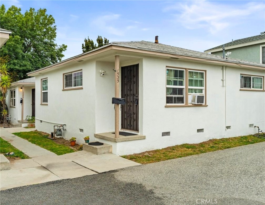 1541 W 224th Street Property Photo 5
