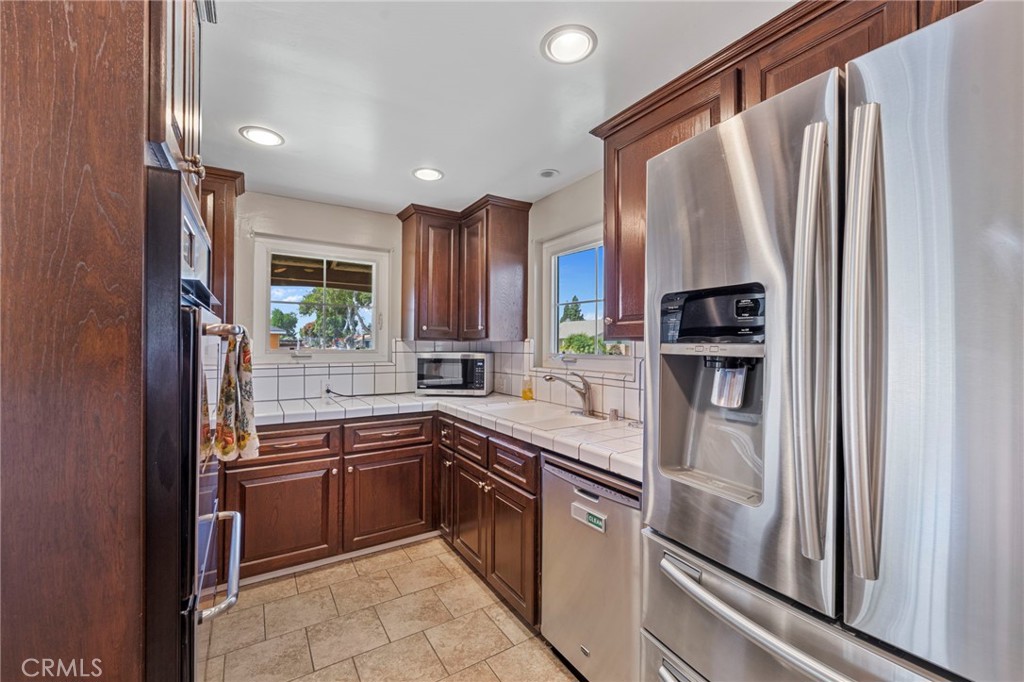 14402 Fairford Property Photo 12