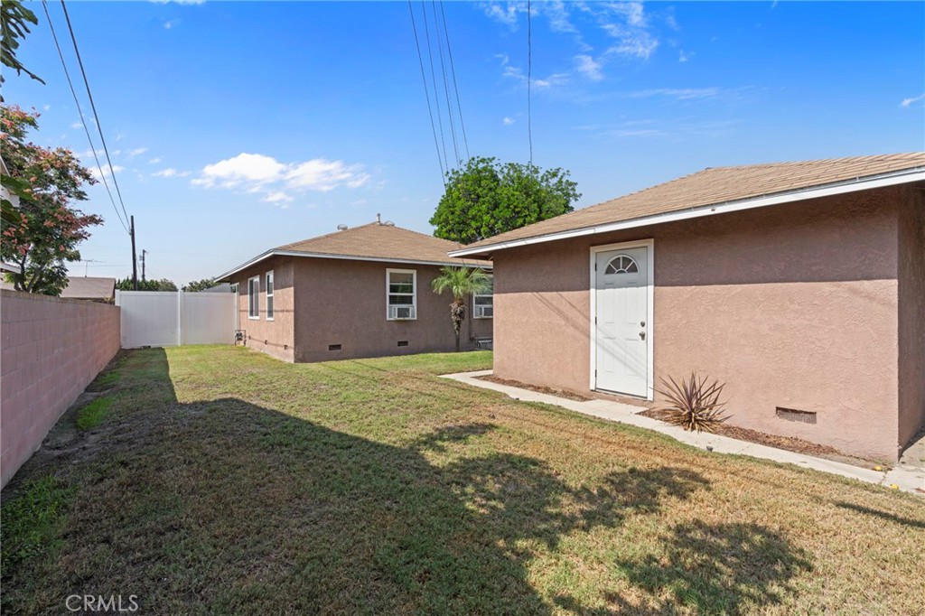 14402 Fairford Property Photo 32