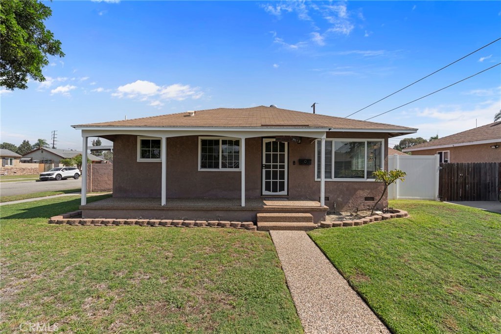 14402 Fairford Property Photo 35