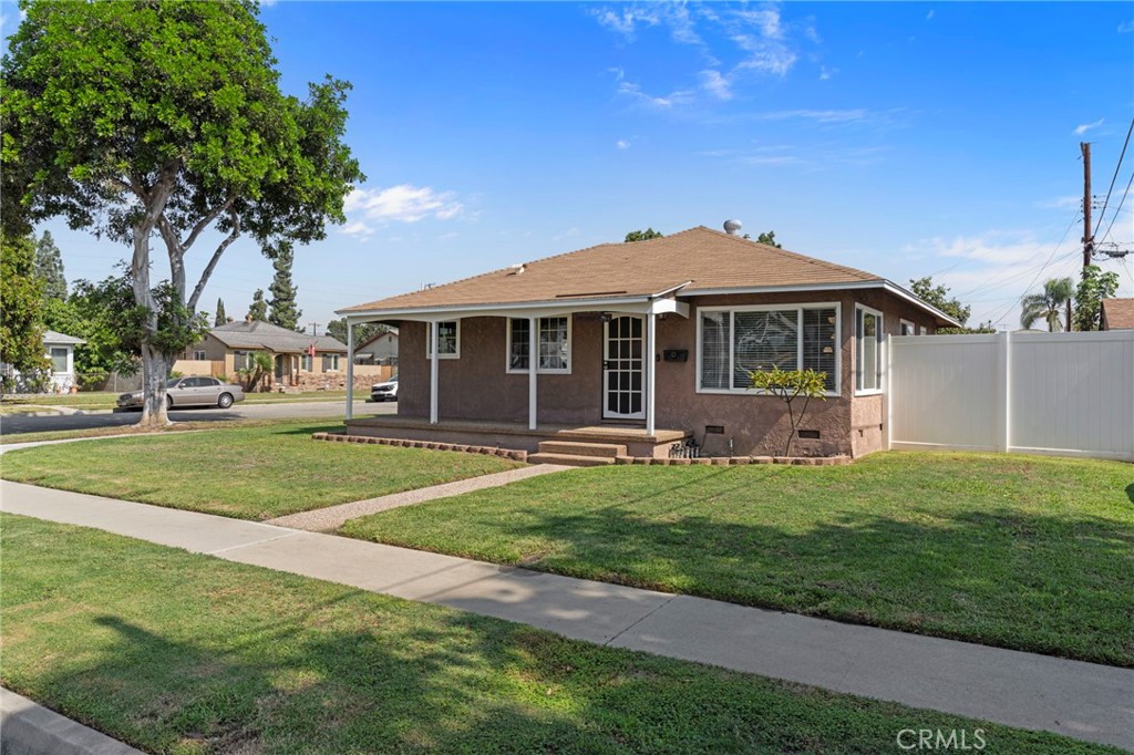 14402 Fairford Property Photo 37