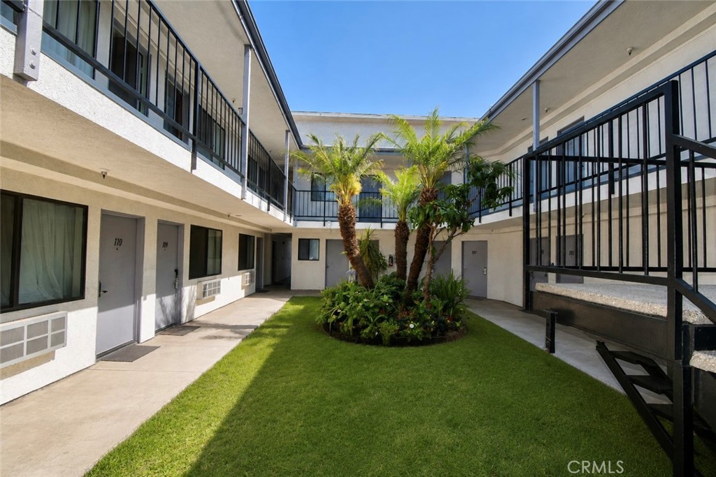 5921 Westminster Blvd Property Photo 18
