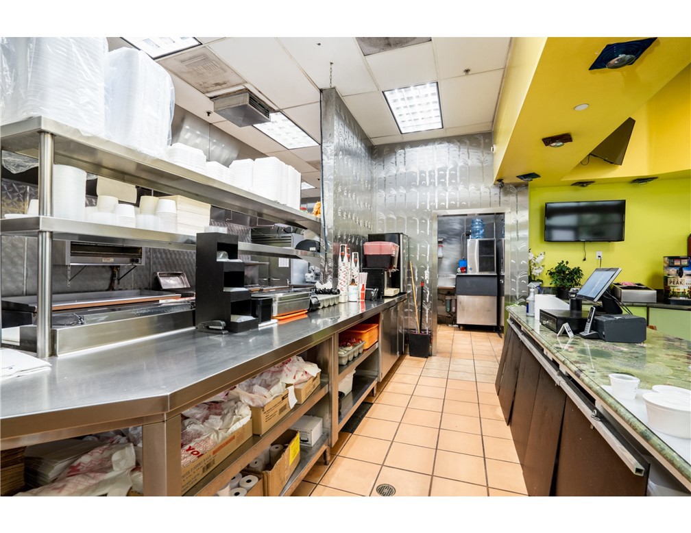 18010 Newhope Street C Property Photo 10