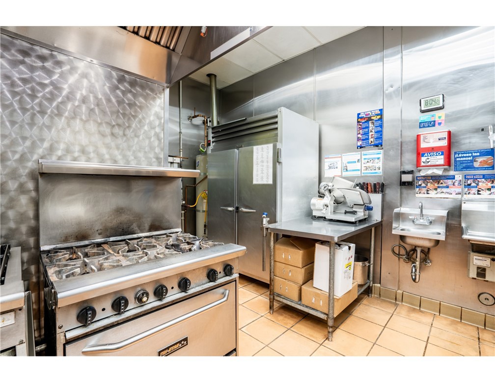 18010 Newhope Street C Property Photo 12