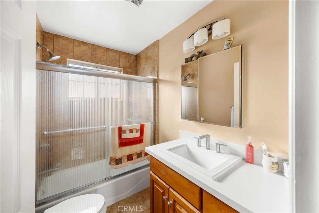 8708 Cherokee Property Photo 11
