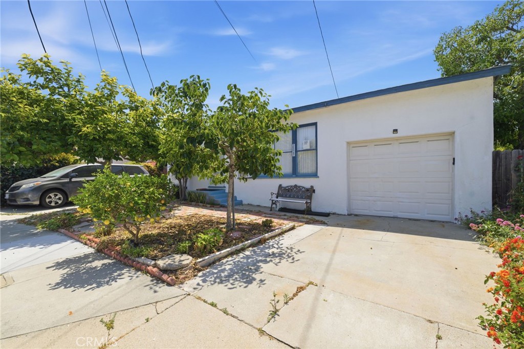 25545 Alliene Property Photo 1
