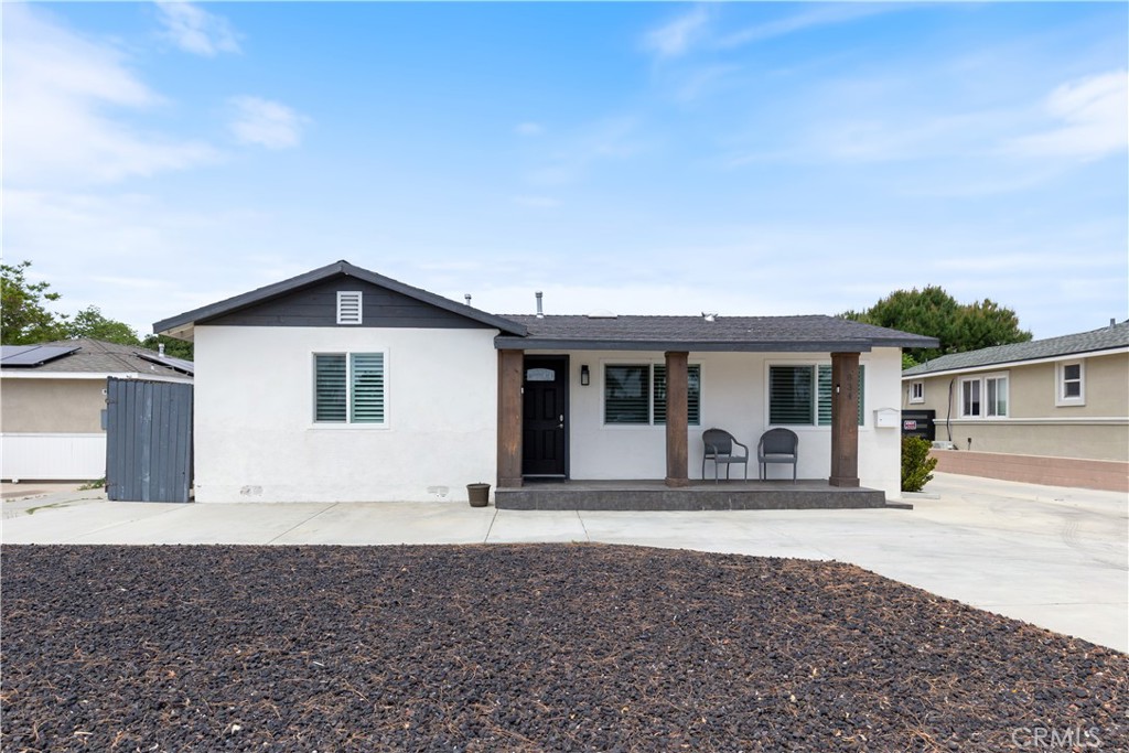 834 S Riverside Avenue Property Photo