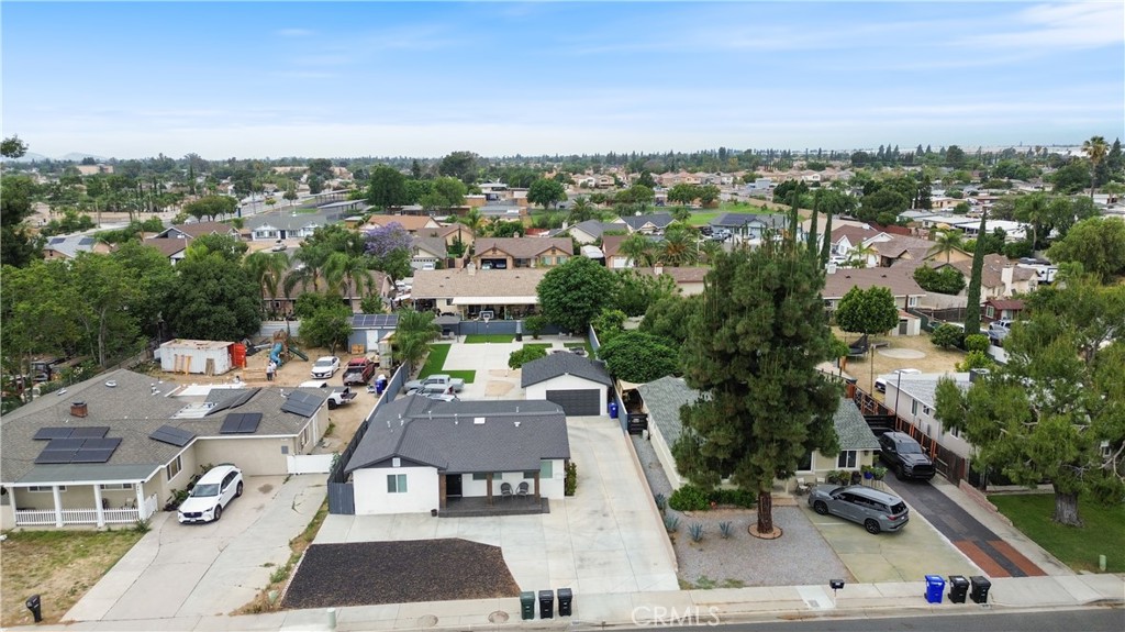 834 S Riverside Avenue Property Photo 30