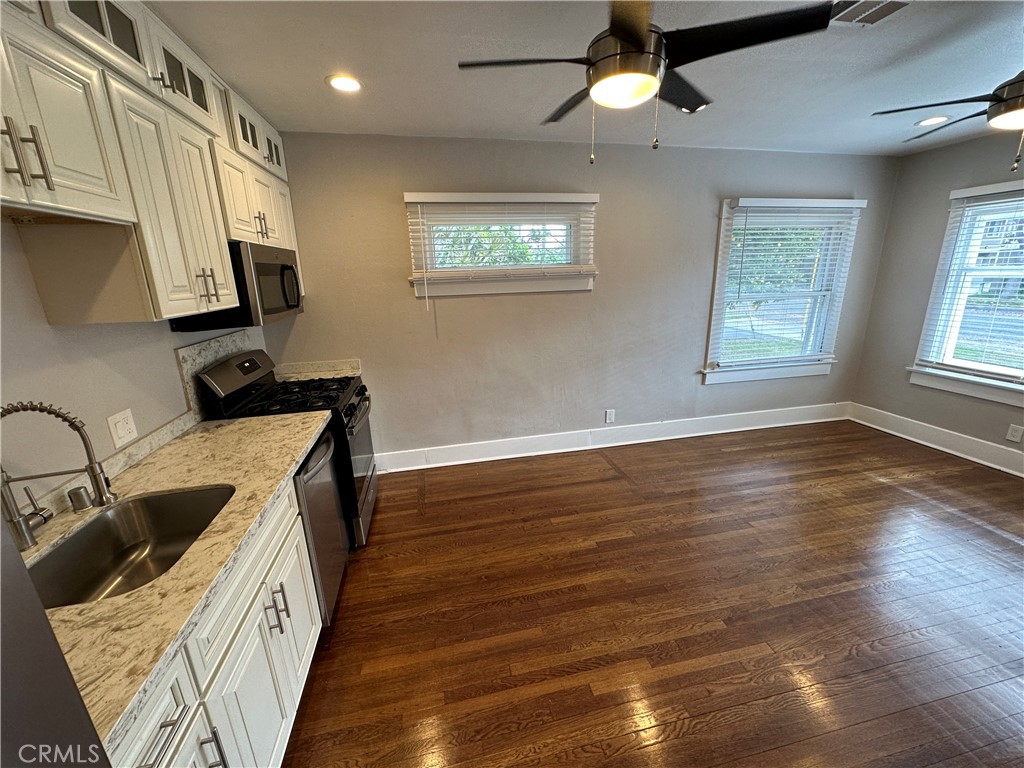 633 W Maple Avenue Property Photo 14