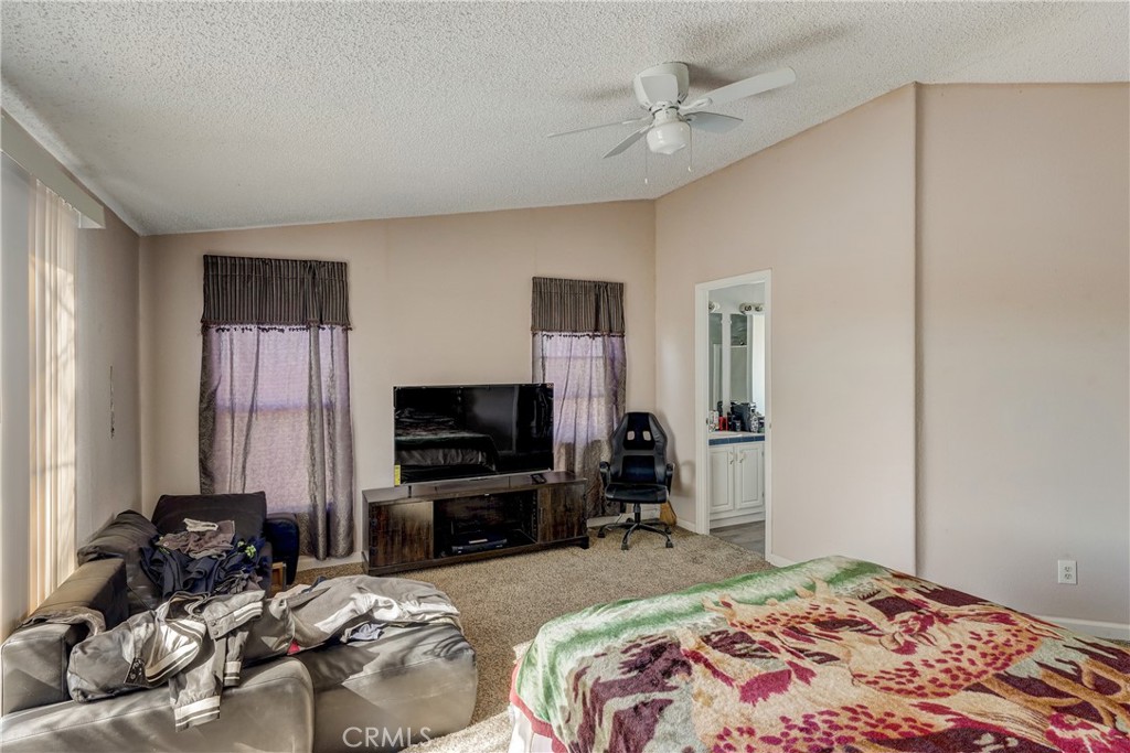 19032 Bonanza Trail Property Photo 16