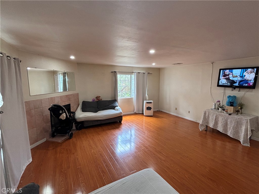 600 Montecito Property Photo 7