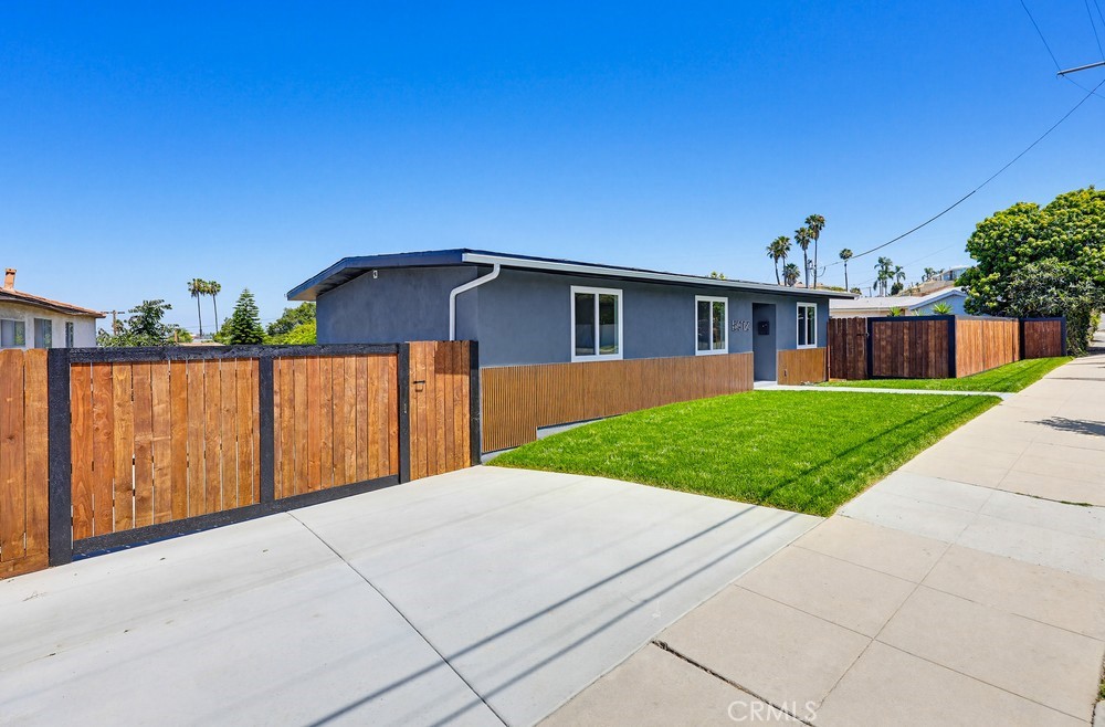5472 San Onofre Property Photo 3