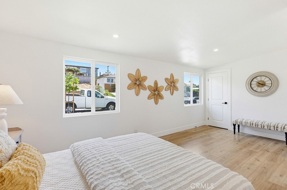 5472 San Onofre Property Photo 25