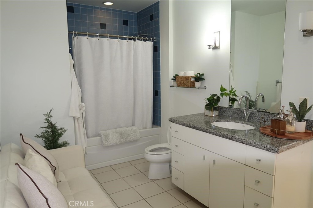 1100 Wilshire Property Photo 11