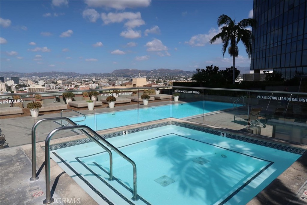 1100 Wilshire Property Photo 15