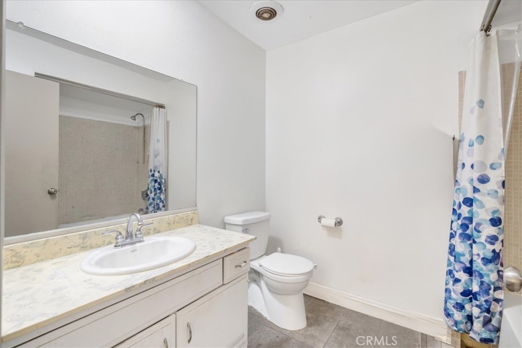 1310 N Placentia Property Photo 22