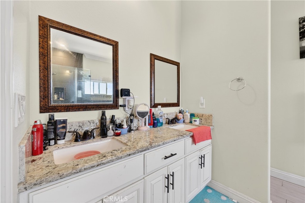 1241 N Studebaker Property Photo 25
