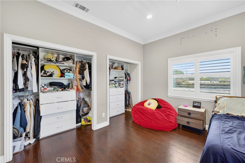 1241 N Studebaker Property Photo 30
