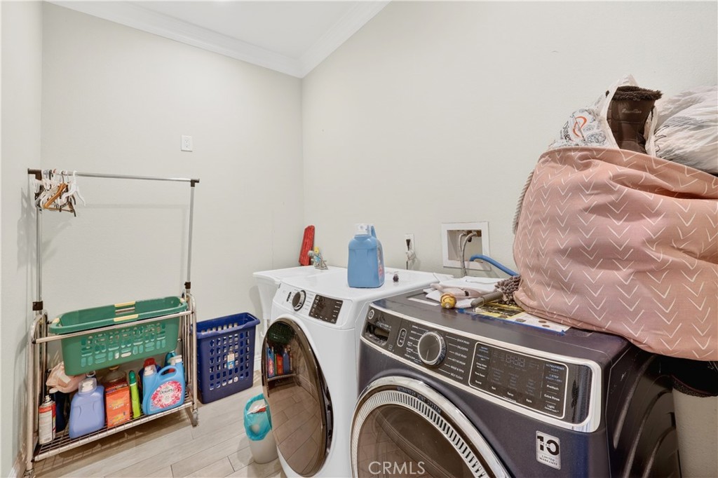 1241 N Studebaker Property Photo 35