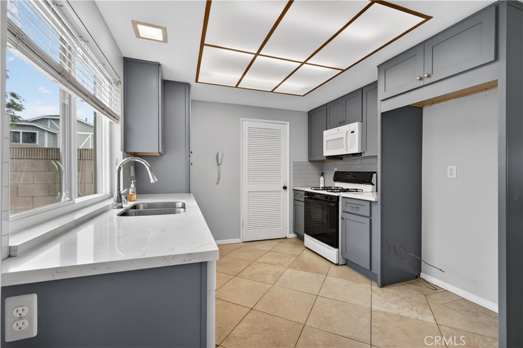 6178 Hefley Property Photo 19