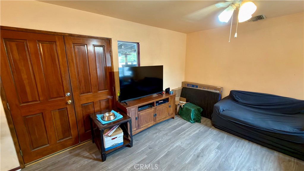 7712 Lemp Property Photo 6
