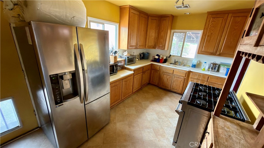7712 Lemp Property Photo 9