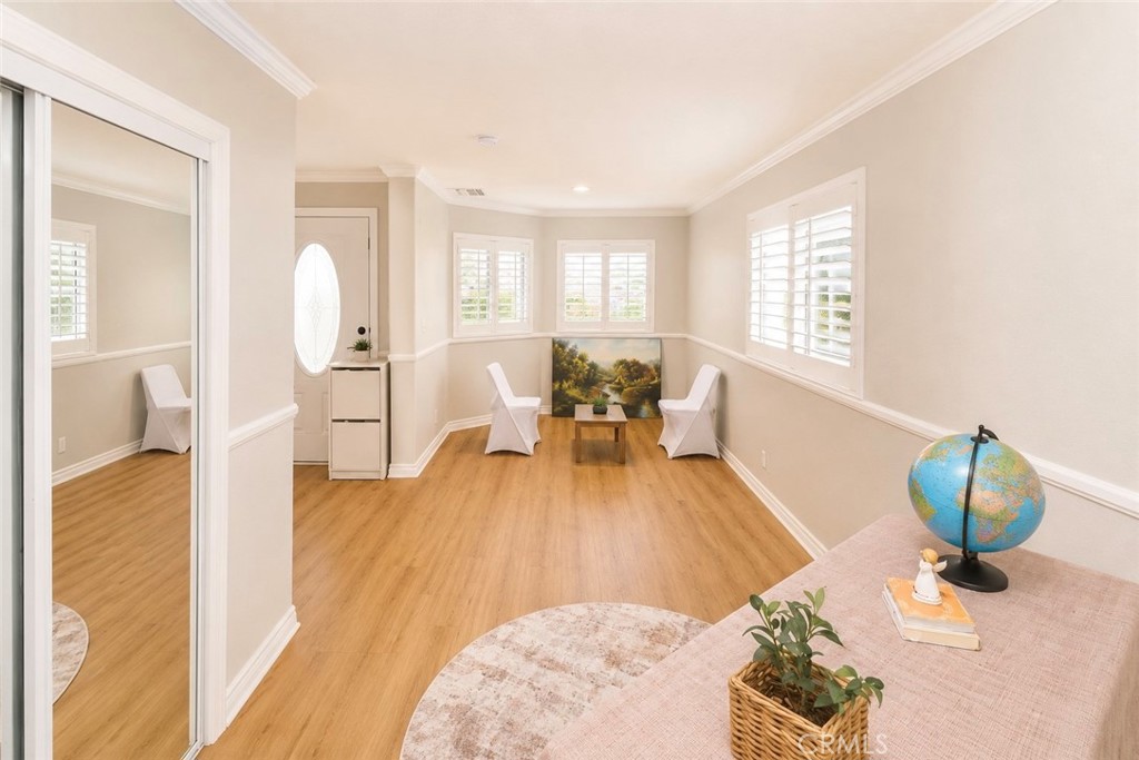 12041 186th Street Property Photo 2