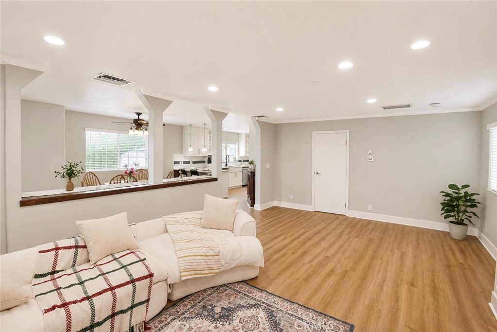 12041 186th Street Property Photo 8