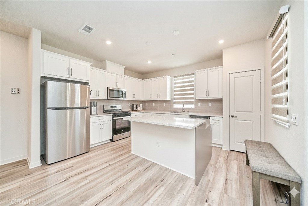 163 Dove Landing Property Photo 3
