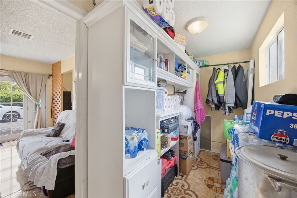 3515 Ross Property Photo 16