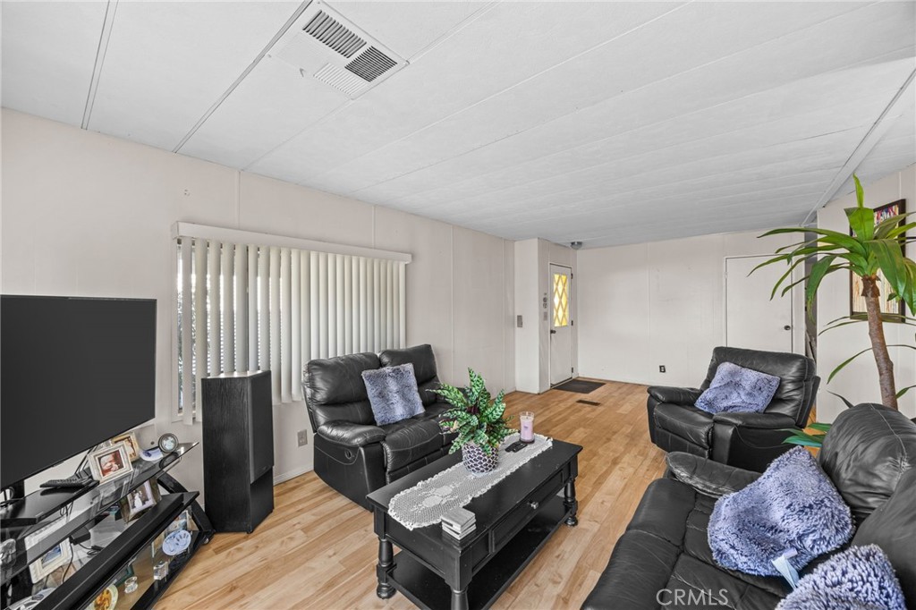 23301 Ridge Route Drive 109 Property Photo 6