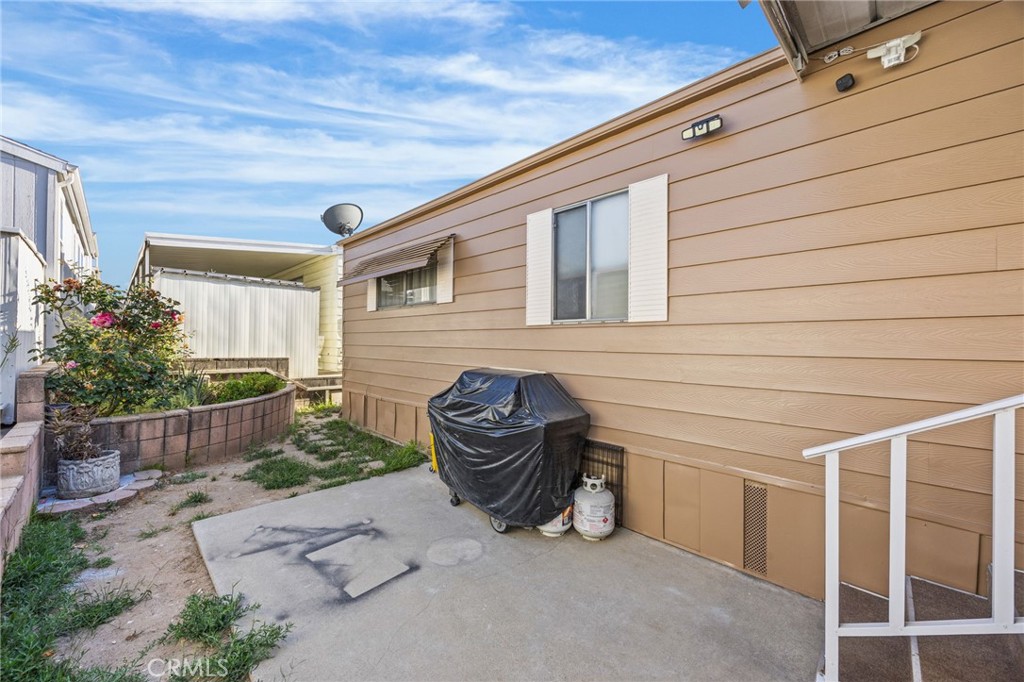 23301 Ridge Route Drive 109 Property Photo 24