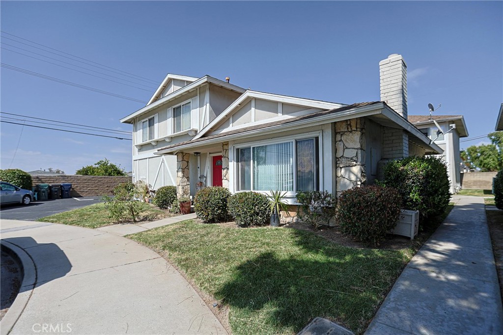 17882 Baron Circle Property Photo 2