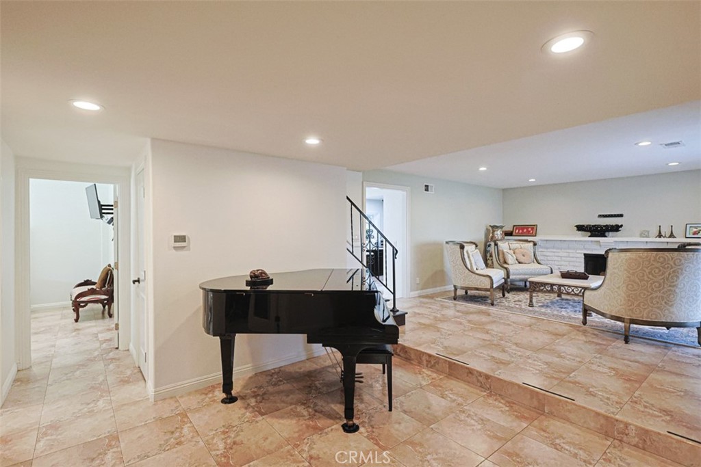 9211 Julie Beth Property Photo 4