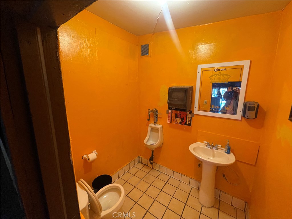 8554 Washington Property Photo 41