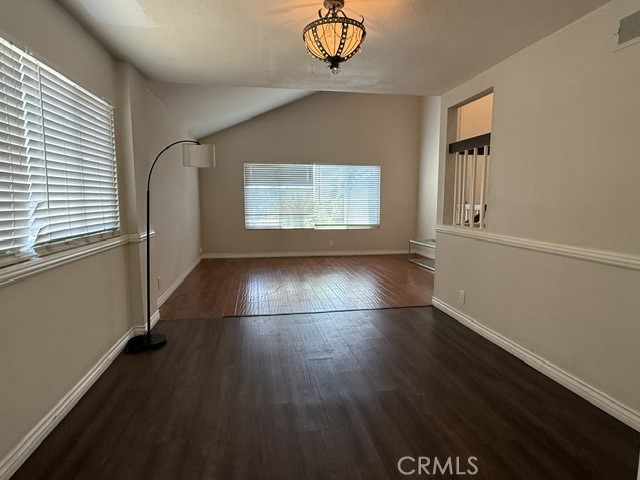 2117 W Sycamore Property Photo 6