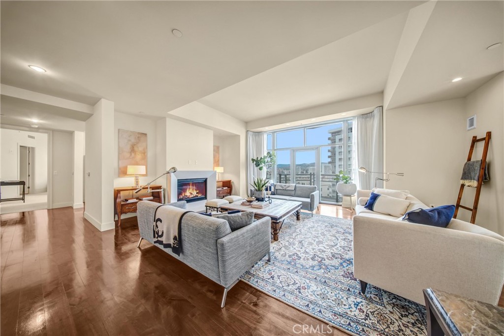10776 Wilshire Boulevard 901 Property Photo 16
