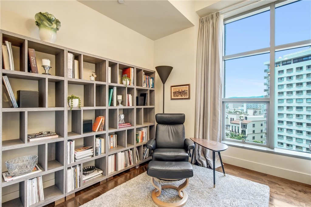 10776 Wilshire Boulevard 901 Property Photo 19