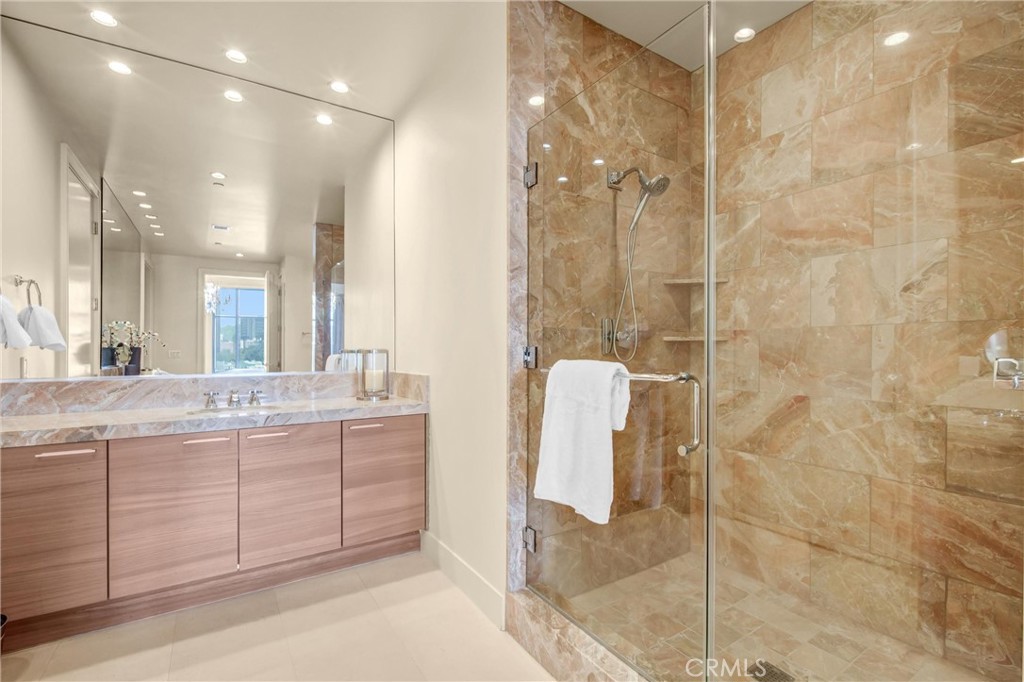 10776 Wilshire Boulevard 901 Property Photo 27