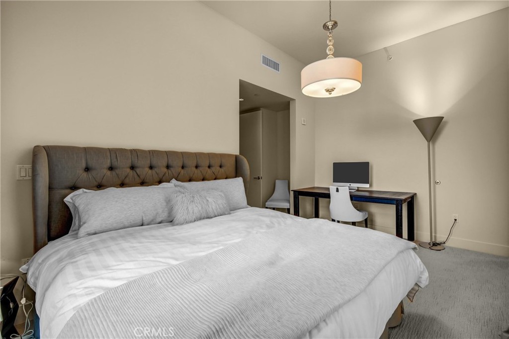 10776 Wilshire Boulevard 901 Property Photo 35