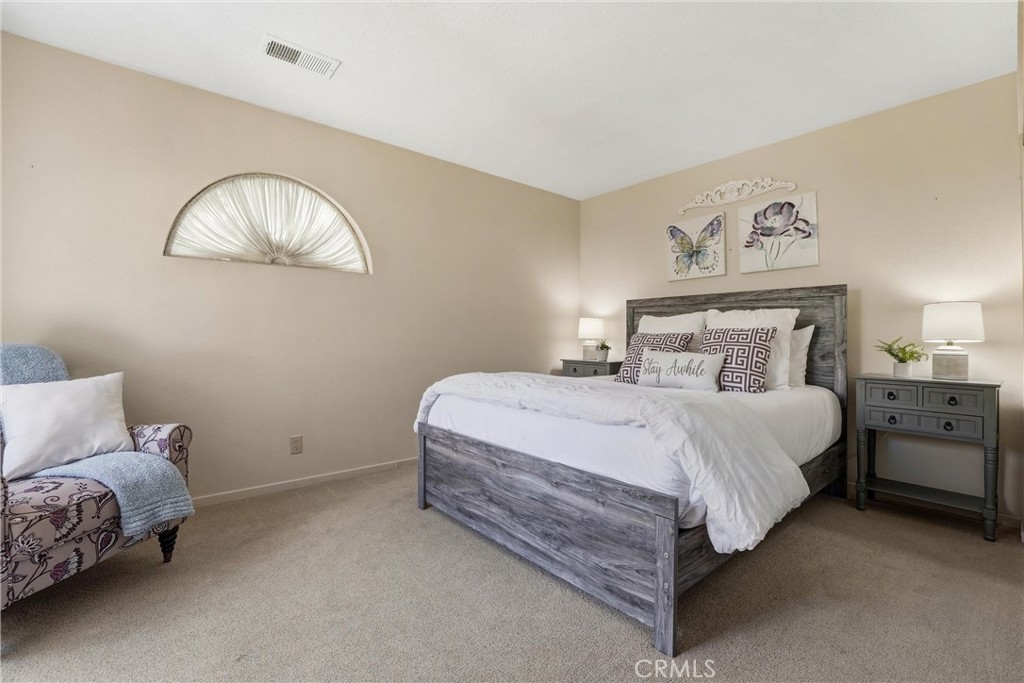 128 Desert Falls Drive E Property Photo 22