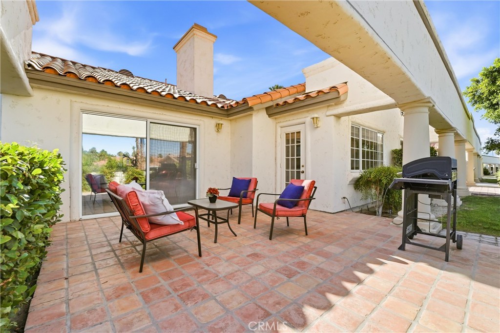 128 Desert Falls Drive E Property Photo 31