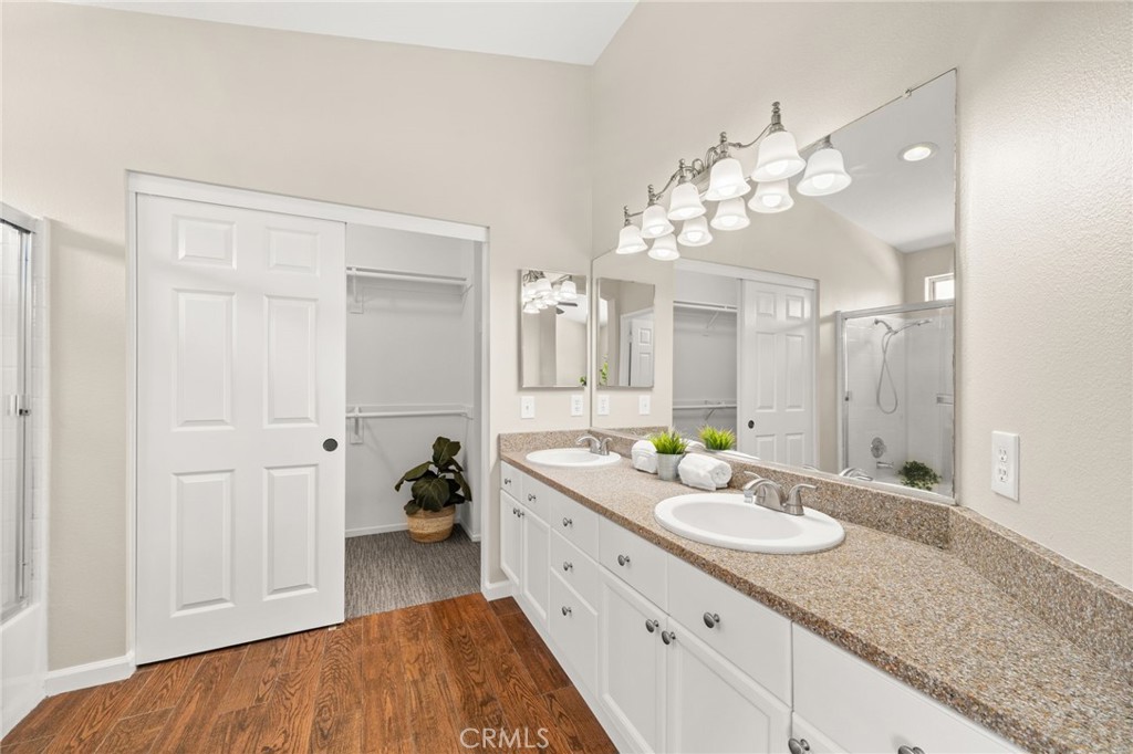 3509 E Berkshire Court Property Photo 16