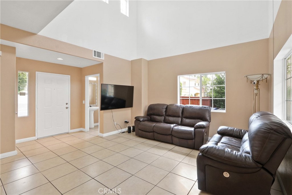 10988 Las Flores Property Photo 8