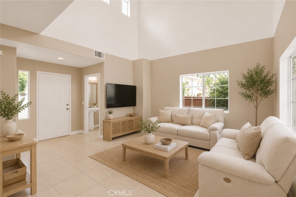10988 Las Flores Property Photo 9