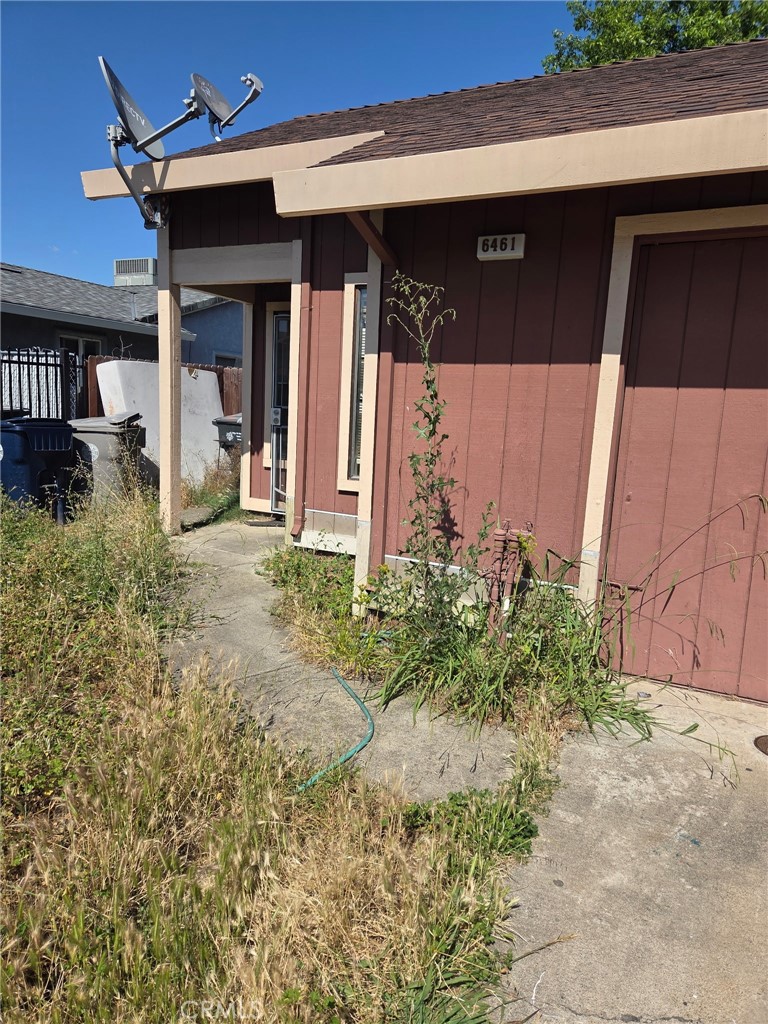 6461 Cougar Property Photo 1