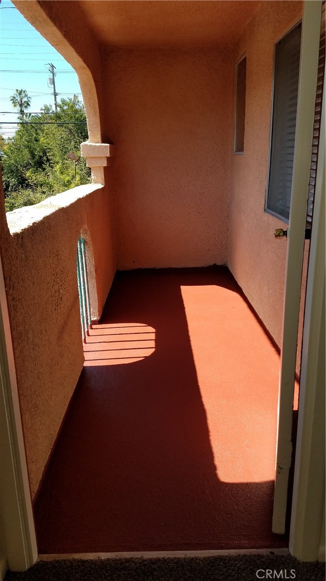 1117 Euclid Property Photo 2