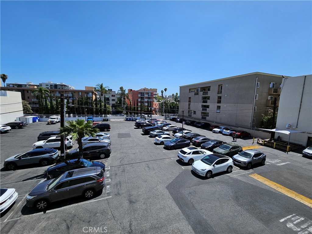 3832 Wilshire Boulevard 104 Property Photo 6