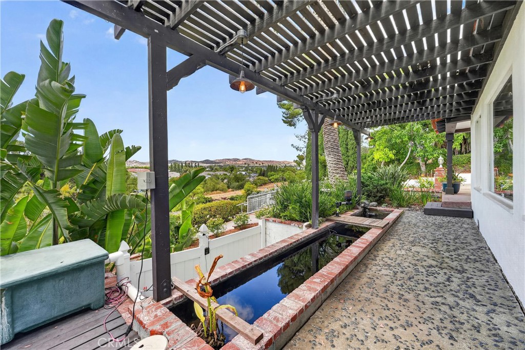 5211 Eureka Property Photo 8